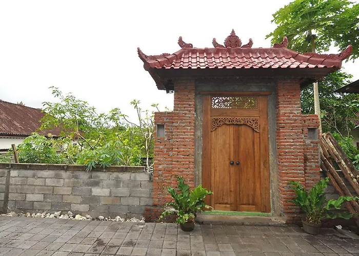 Kandava Villa *